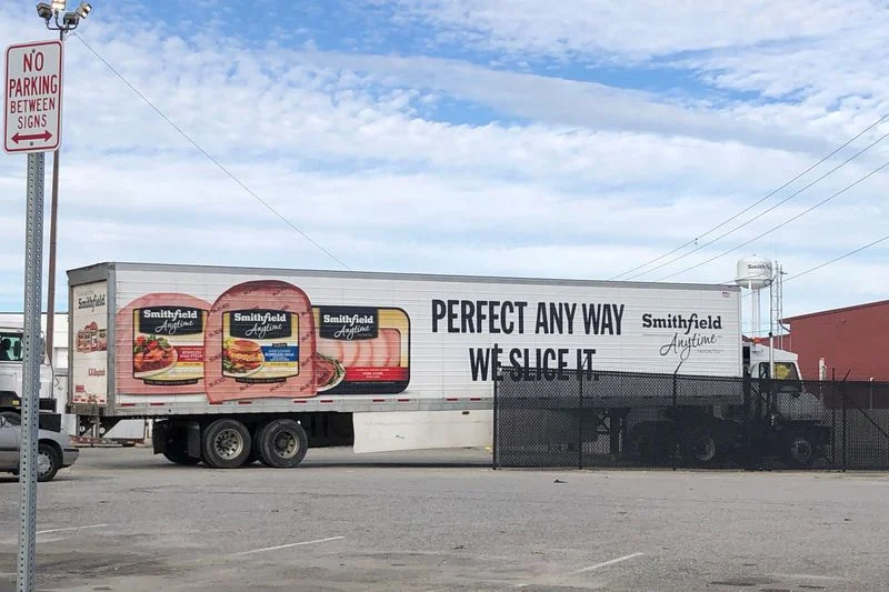 Smithfield Foods expects to swing to third-quarter operating loss in fresh pork business