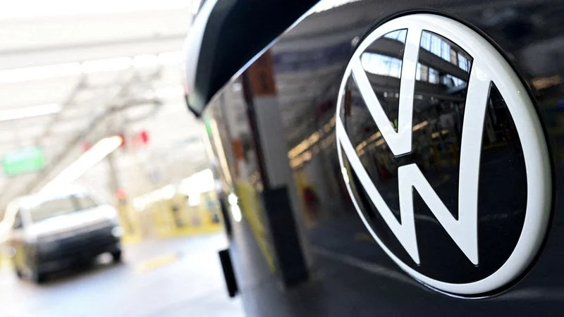 Volkswagen’s surprise turnaround deal averts showdown as job cuts loom