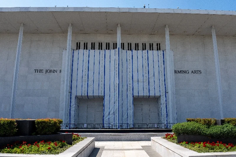 Kennedy Center warns of bankruptcy risk and possible Tuesday closure, Washington Post reports