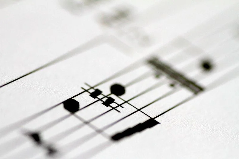 Suno Teams Up with Warner Music and BMG to Launch AI Music Models